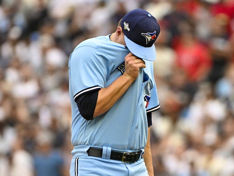 Toronto Blue Jays lose to Minnesota Twins in Game 1