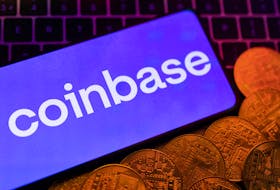 NEW YORK (Reuters) - The U.S. Securities and Exchange Commission (SEC) on Tuesday asked a federal judge to deny a motion from Coinbase Global to dismiss the regulator's lawsuit against the