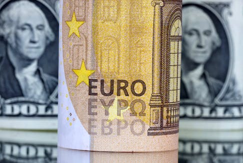 By Yoruk Bahceli and Dhara Ranasinghe LONDON (Reuters) - Resurgent oil prices hurting a deteriorating economy and renewed concerns about Italy's fiscal position mean headwinds for the euro are getting