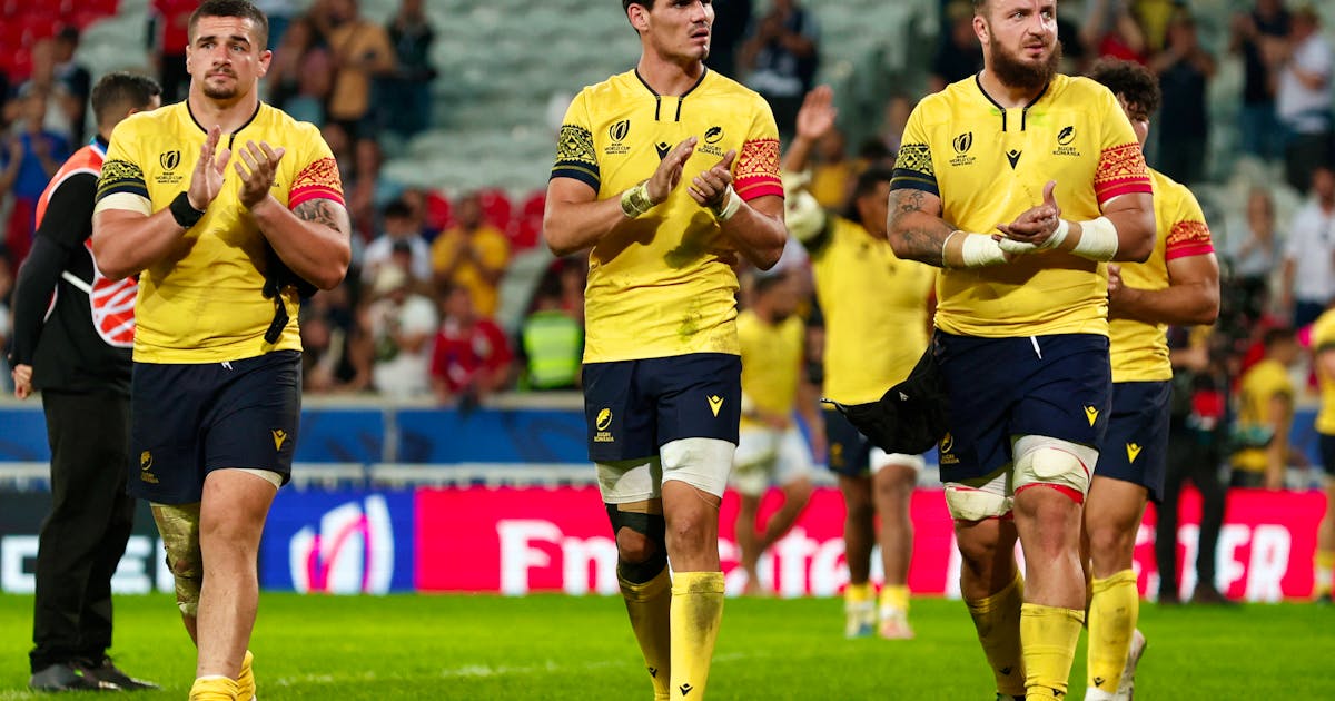 Rugby-România dă dovadă de hotărâre întârziată la sfârșitul unei luni mediocre