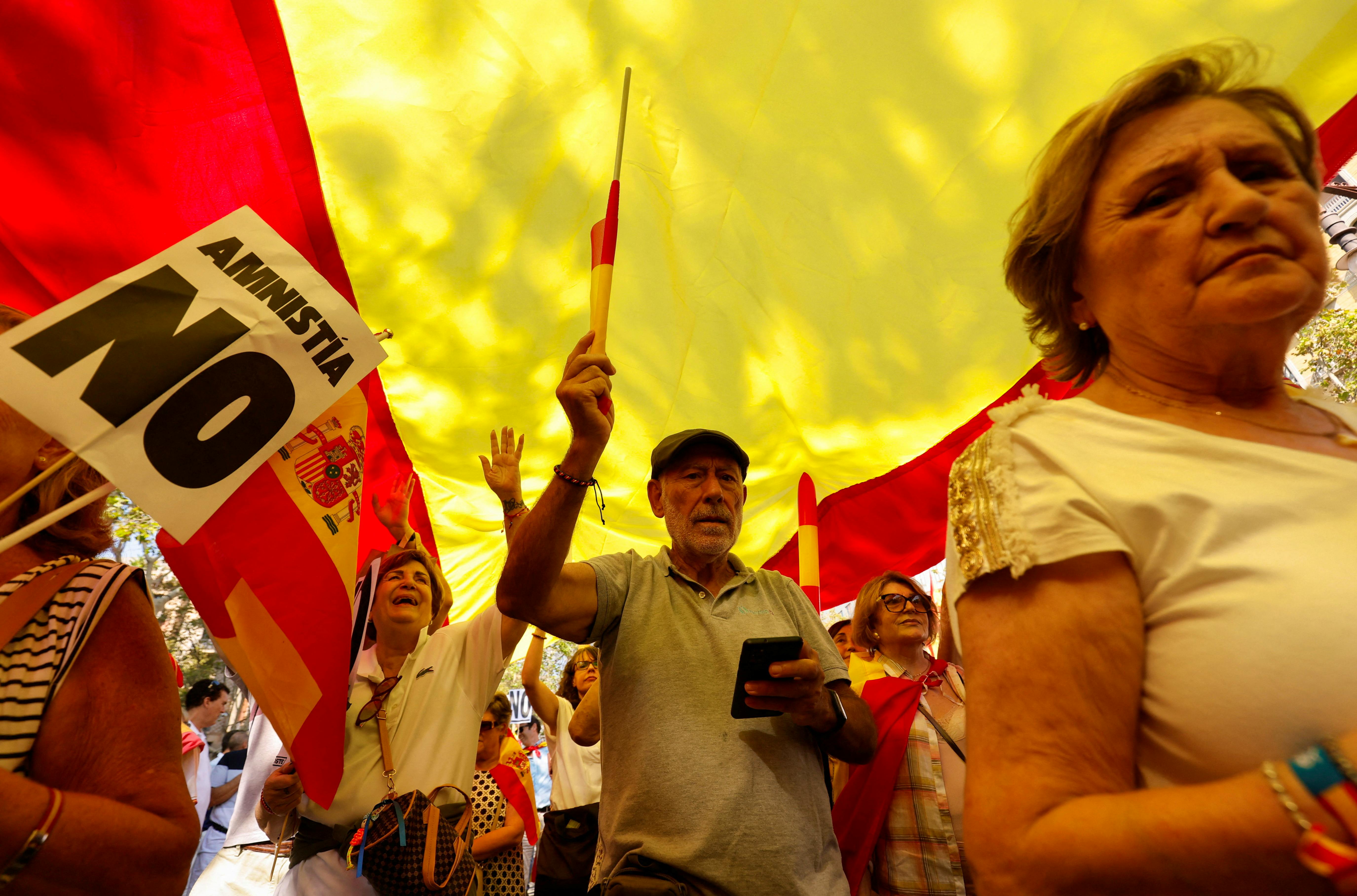 Thousands Protest In Barcelona Against Catalan Independence