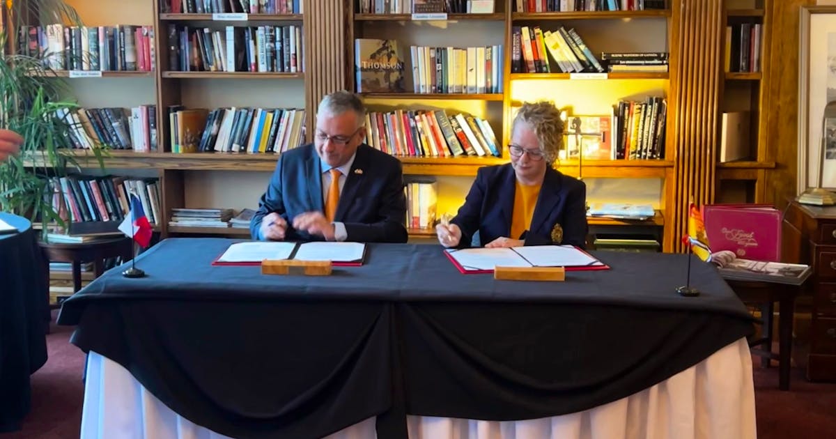 New Brunswick podepisuje druhé memorandum o porozumění s Českou republikou se zaměřením na energetický sektor