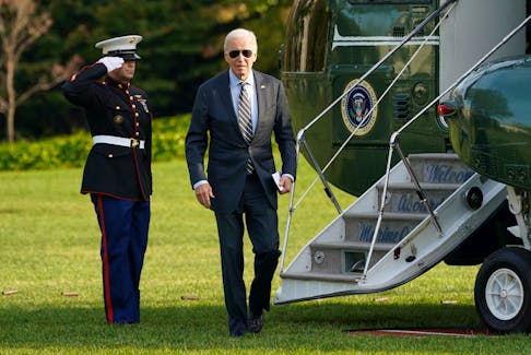 U.S. President Joe Biden steps from Marine One upon his return to the White House in Washington, U.S., November 6, 2023.REUTERS/Kevin Lamarque/File Photo