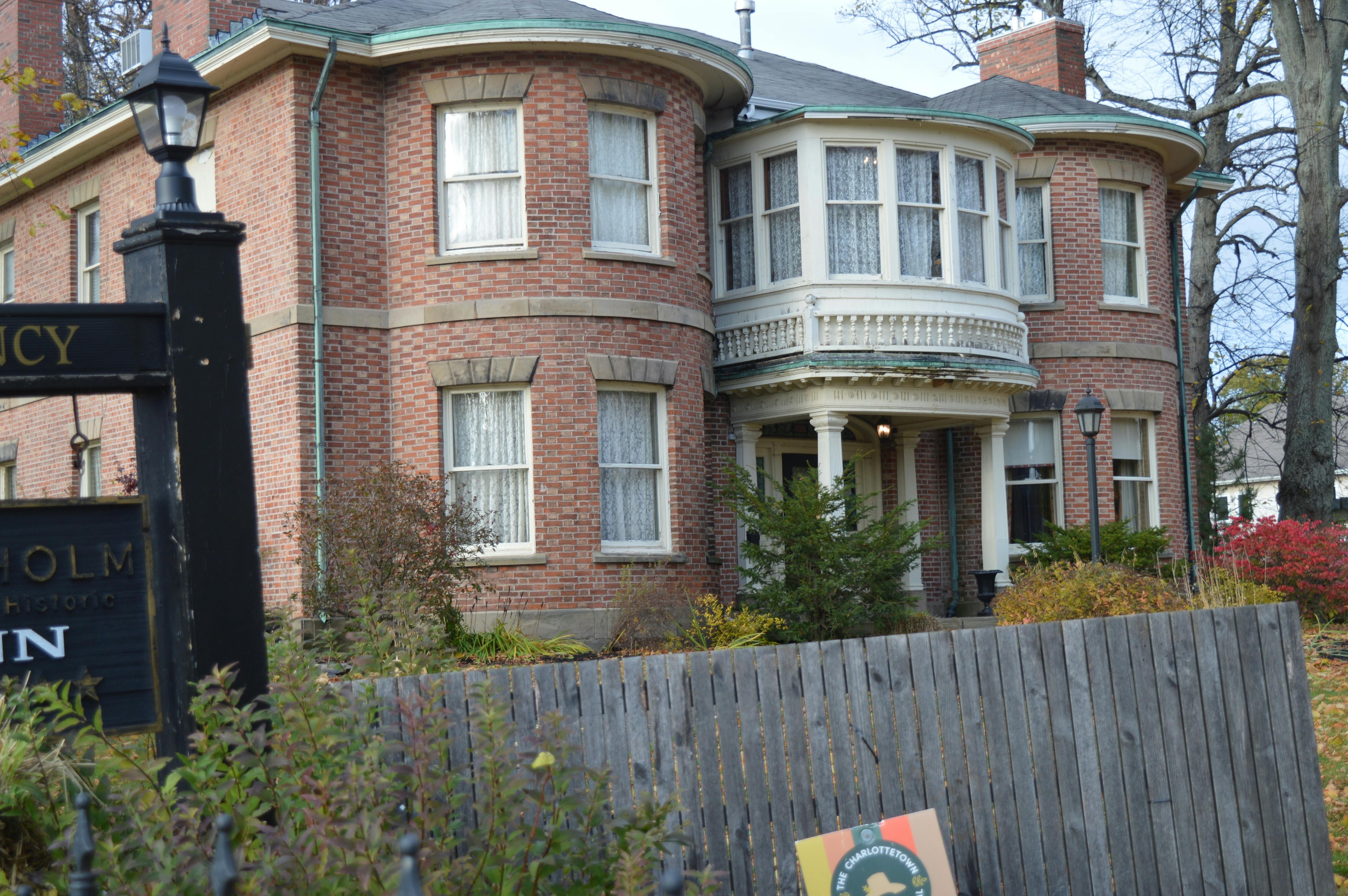 Hotel in Charlottetown cited by P.E.I. health inspectors for flies