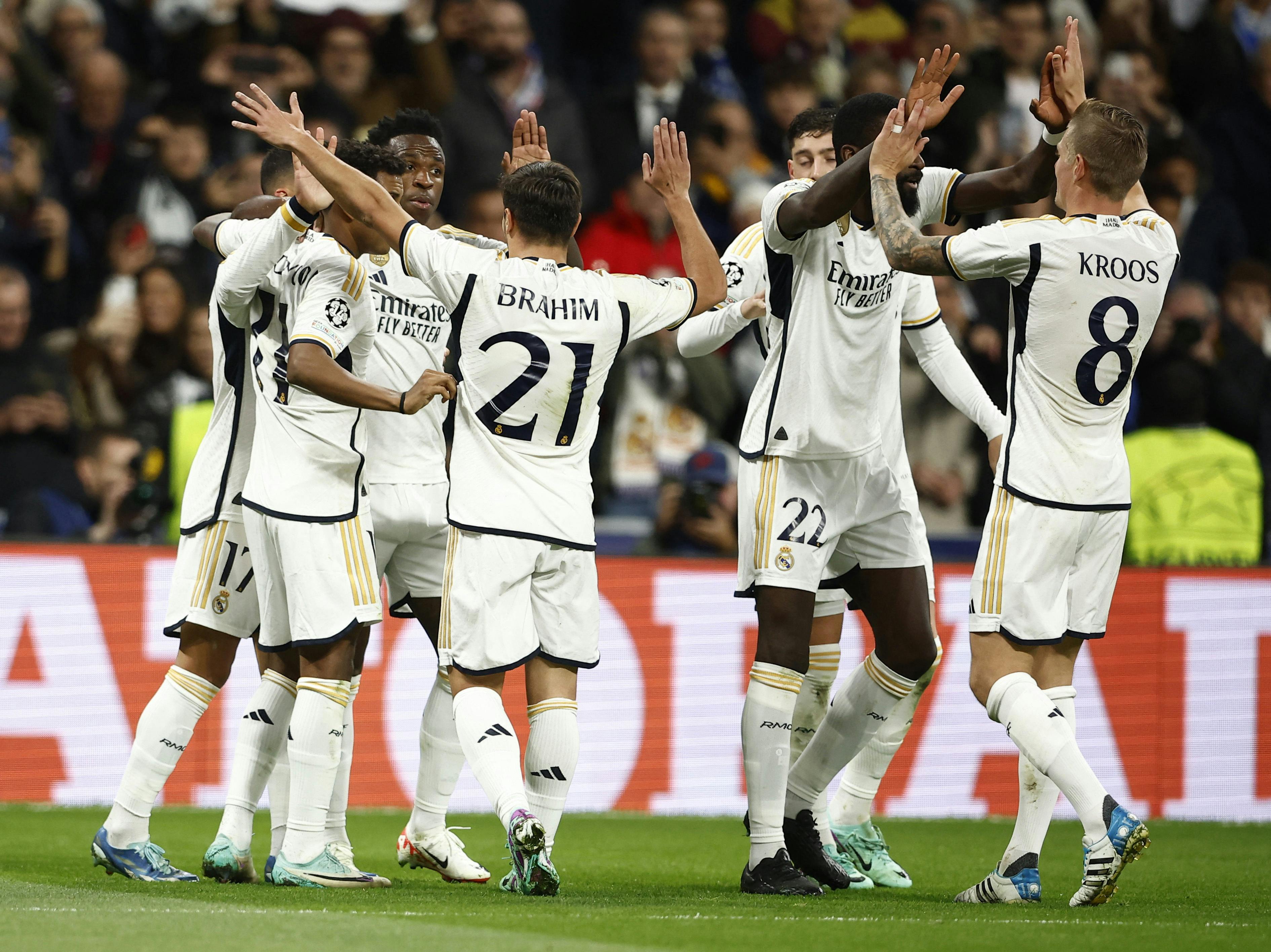 Soccer-Real Madrid beat Braga 3-0 to clinch Champions League last
