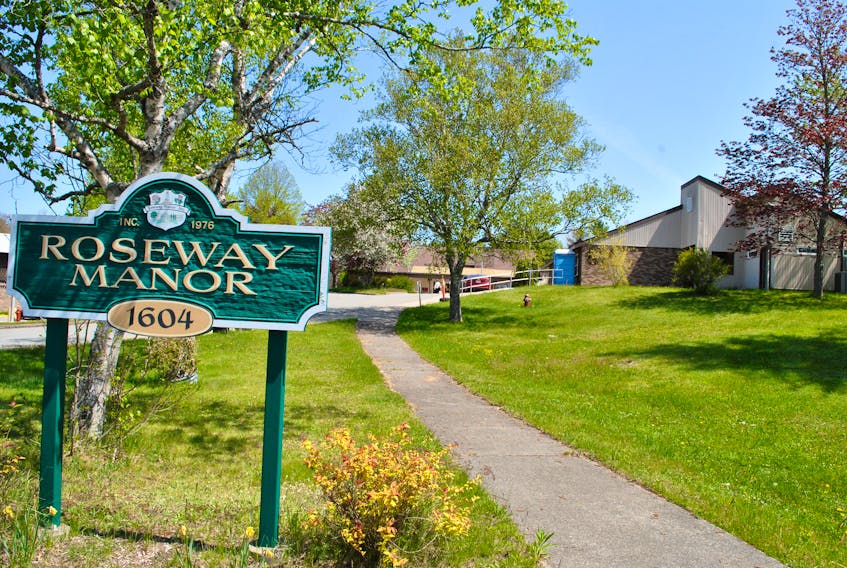 Shelburne's Roseway Manor is going to be replaced with a larger, more modern long-term-care nursing home.