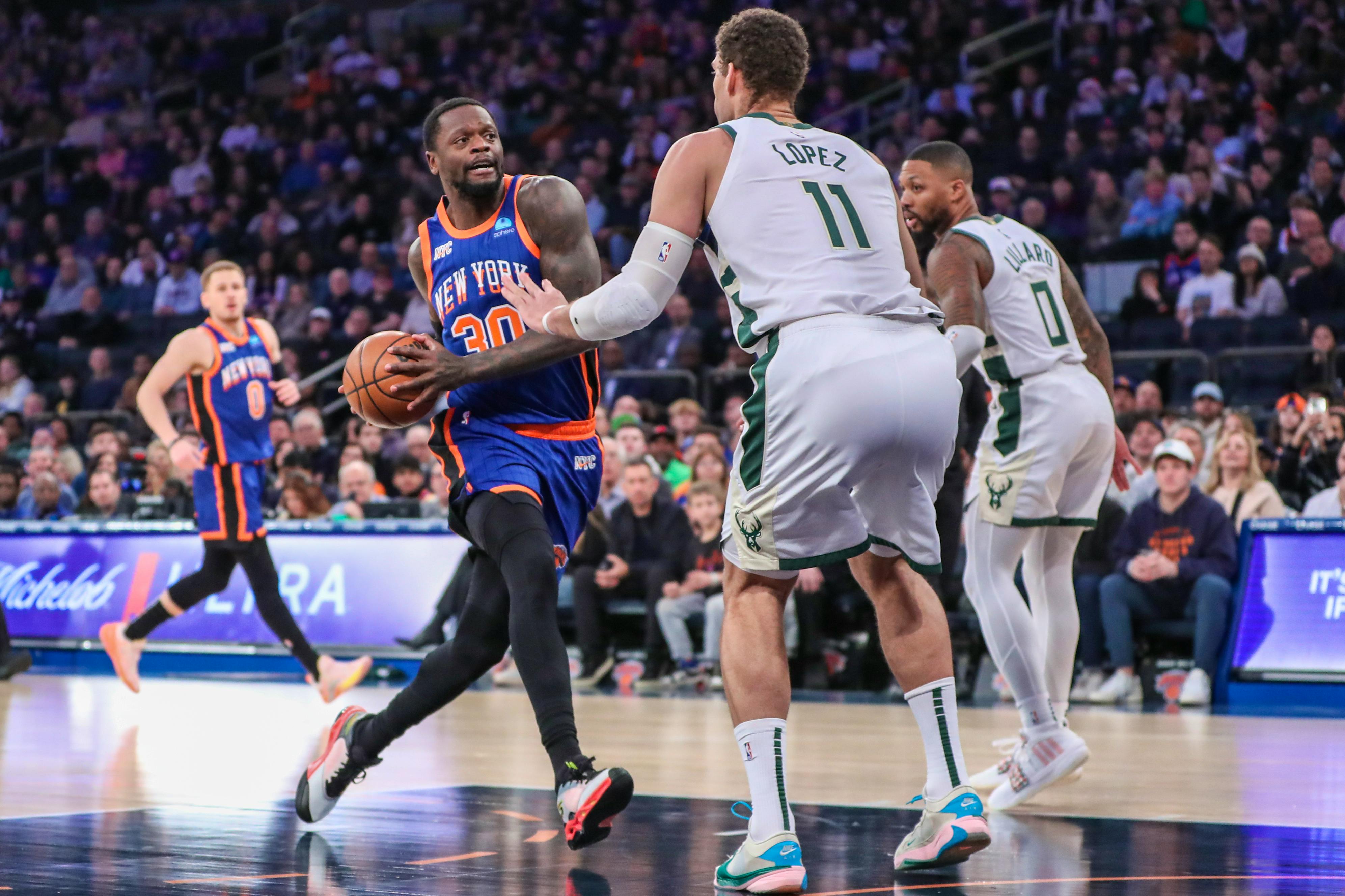 Giannis Antetokounmpo powers Bucks past Knicks