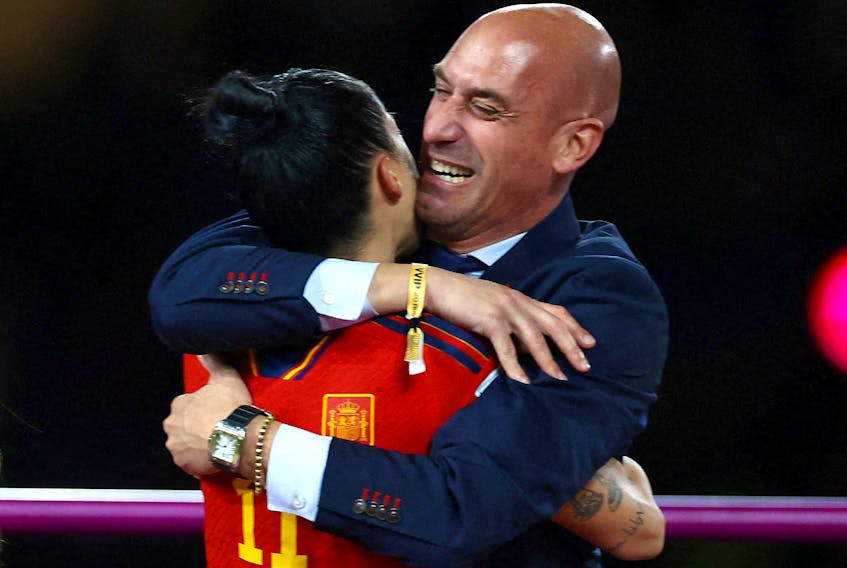 Soccer Football - FIFA Women's World Cup Australia and New Zealand 2023 - Final - Spain v England - Stadium Australia, Sydney, Australia - August 20, 2023 Spain's Jennifer Hermoso celebrates with President of the Royal Spanish Football Federation Luis Rubiales after the match