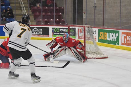 ACADIA ROUNDUP: Axemen looking to contain high-octane X-Men offence in AUS hockey playoffs