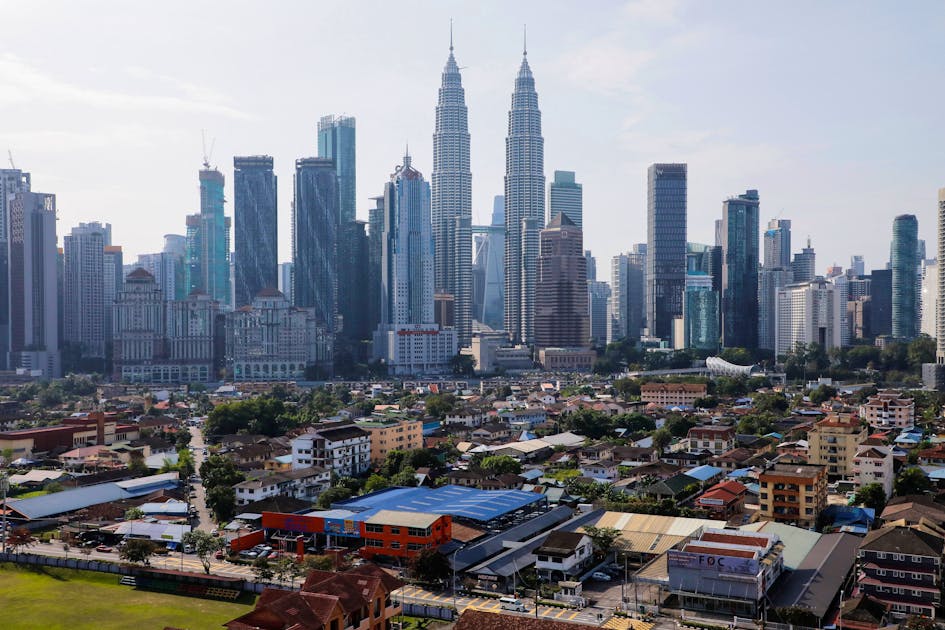着眼于赤字，马来西亚的安华收紧开支，向富人征税| 盐线