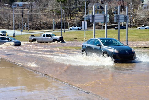 Photos of flooding at the Armdale Rotary amd Chebucto Road in Halifax Monday April 10, 2023 

TIM KROCHAK PHOTO