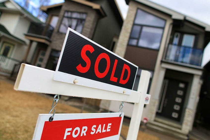 Calgary's housing market remains tight as potential sellers hold onto their homes for longer.

