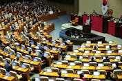  Prime Minister Justin Trudeau delivered an official address to the South Korean National Assembly on Wednesday. If the seats look relatively empty, this is kind of a thing with the Koreans: When Prime Minister Stephen Harper addressed the same assembly in 2009, a majority of representatives similarly failed to show up.