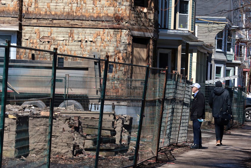 April 5, 2022--Work continues on the demolition of several houses along Robie Street, near Bliss Street in Halifax. For John DeMont on the continued gentrification of Halifax.
ERIC WYNNE/Chronicle Herald