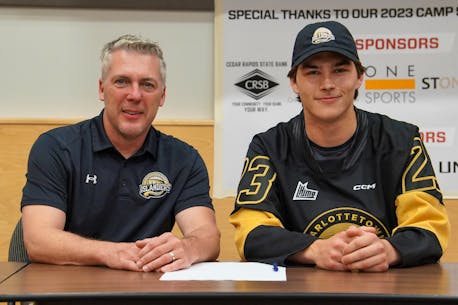 P.E.I.'s Charlottetown Islanders sign two players for upcoming QMJHL season
