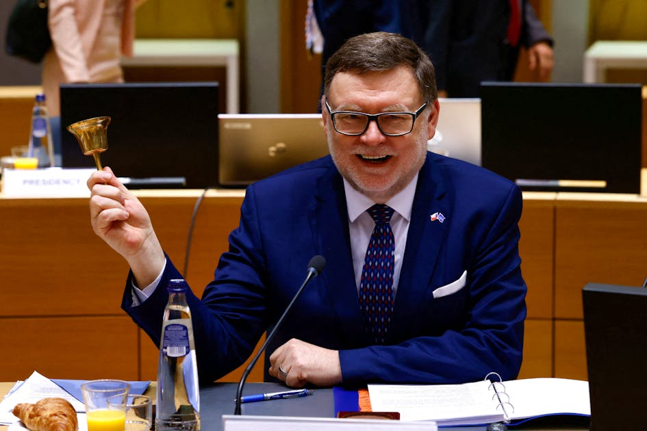 Čeští zákonodárci dávají počáteční podporu balíčku rozpočtových úspor ve výši 7 miliard dolarů