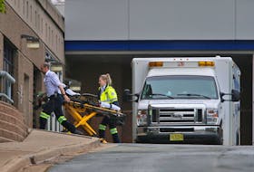An EHS ambulance crew arrives with an empty stretcher, ino the Halifax Imfirmary, in Halifax Monday June 3, 2019. 

Tim Krochak/ The Chronicle Herald