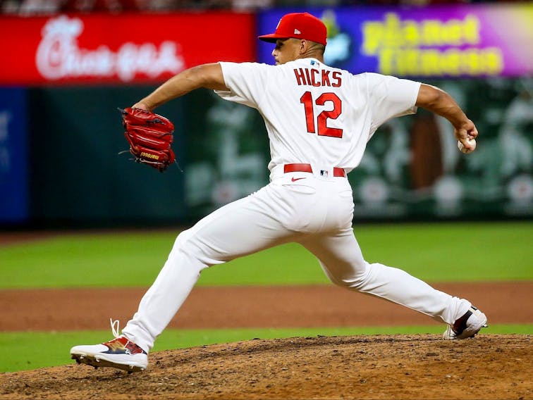 New reliever Jordan Hicks ready to bring heat to Blue Jays playoff