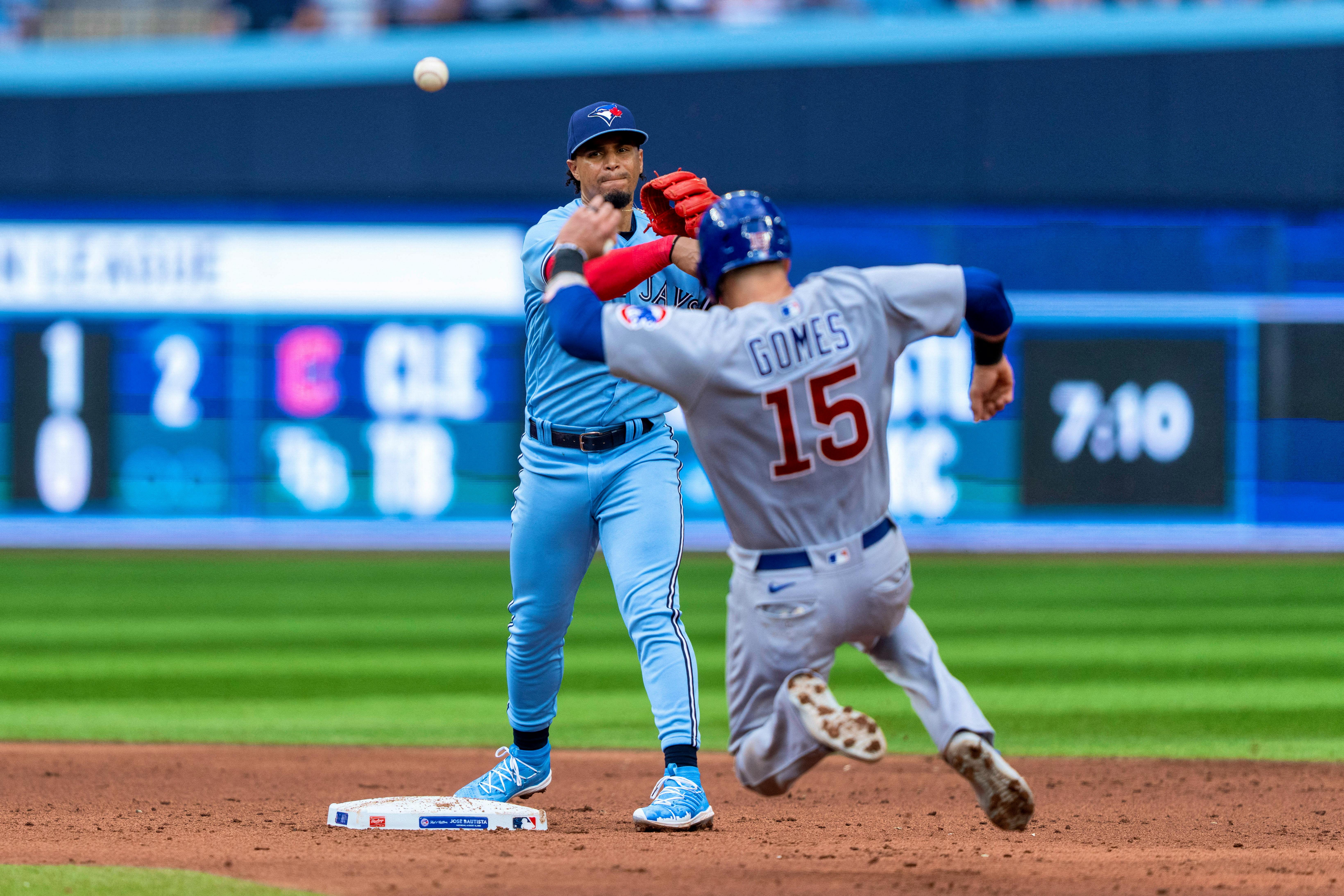 José Bautista added to Blue Jays' Level of Excellence in emotional ceremony