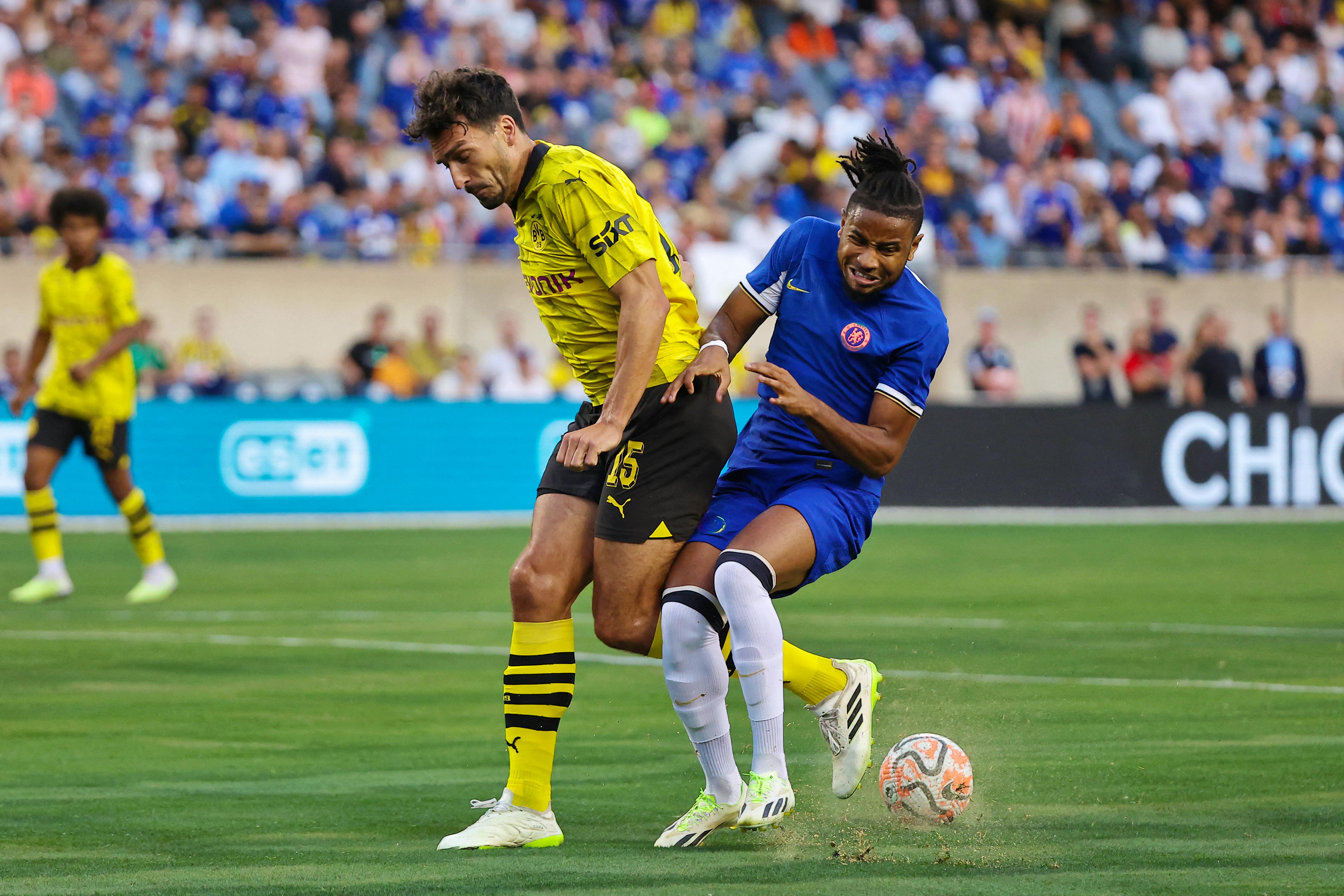 NKUNKU's FIRST DAY in Blue! 