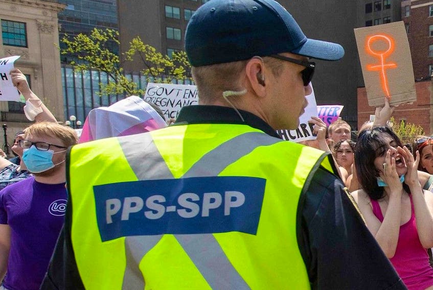  Workers from six PSAC bargaining units for workers on Parliament Hill, including the Parliamentary Protective Service, have declared an impasse in bargaining.