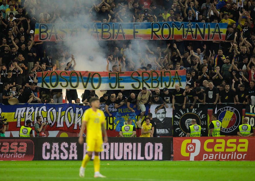 Fotbal – România învinge Kosovo într-un meci amânat după scandările Serbiei