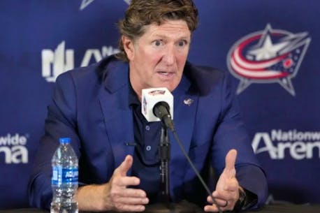 Mike Babcock resigns as coach of the Columbus Blue Jackets