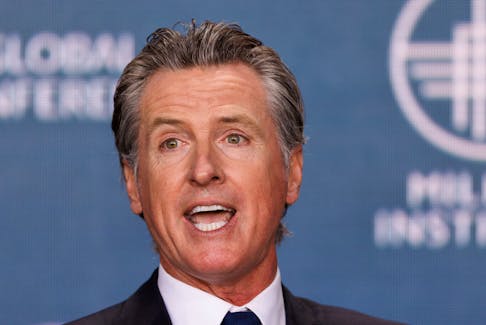 By Isla Binnie NEW YORK (Reuters) - California Governor Gavin Newsom said on Sunday he would sign legislation that would require large companies to disclose their carbon footprints, potentially