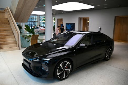 By Scott Murdoch SYDNEY (Reuters) - Chinese electric vehicle maker Nio Inc said on Wednesday it had raised $1 billion in a two-tranche convertible bond from which it intends to use the proceeds to pay
