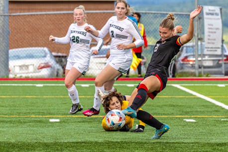 UNB sweeps UPEI Panthers in AUS soccer play in Fredericton