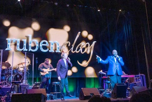 American Idol alumni Clay Aiken and Ruben Studdard at the Jack Singer Concert Hall. Courtesy, Arts Commons.