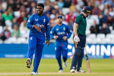 NOTTINGHAM, England (Reuters) - A second-string England cruised to a 48-run victory over Ireland in the second ODI at Trent Bridge on Saturday, bowling out the visitors for 286 after racking up 334-8.