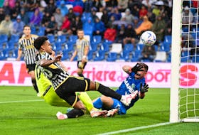 SASSUOLO, Italy (Reuters) - Juventus' unbeaten start to the season ended with a 4-2 loss at Sassuolo after Wojciech Szczesny's goalkeeping errors contributed to their defeat in Serie A on Saturday.