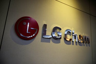 By Heekyong Yang SEOUL (Reuters) - South Korea's LG Chem Ltd said on Sunday it has entered into partnership with China's Huayou Group's subsidiary Youshan to build a joint electric vehicle (EV)