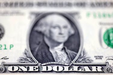 By Tom Westbrook SINGAPORE (Reuters) - The dollar stood by 10-month highs against a basket of major currencies on Tuesday, supported by U.S. bond yields scaling 16-year peaks, while the yen tiptoed