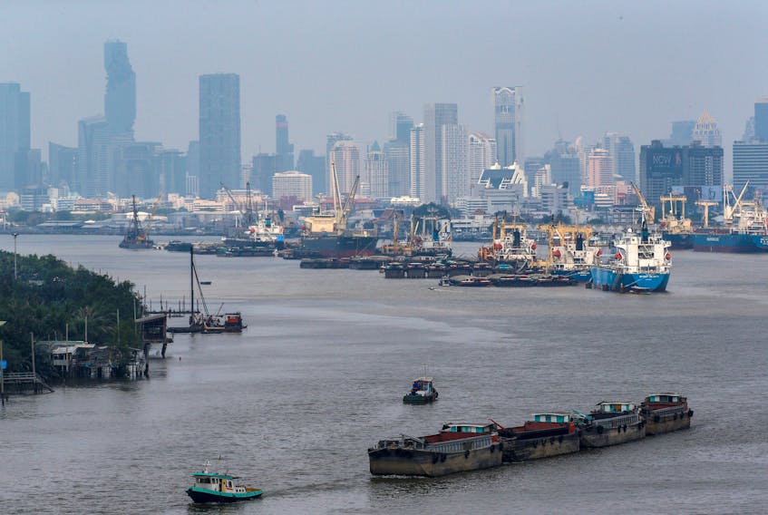 BANGKOK (Reuters) - Thai exports unexpectedly rose for the first time in 11 months in August, helped by higher shipments of agricultural and industrial goods, despite weak global demand, the commerce