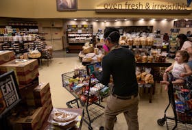 By Noel Randewich (Reuters) - Instacart's stock dropped 4% on Wednesday, marking a fresh low a day after it closed for the first time under the price in the grocery delivery platform's high-profile