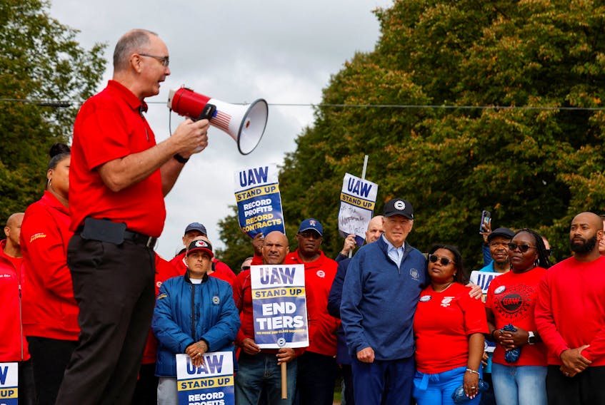 (Reuters) - The United Auto Workers (UAW) union plans to strike additional Detroit Three automotive facilities on Friday absent serious progress, a source told Reuters. UAW President Shawn Fain plans