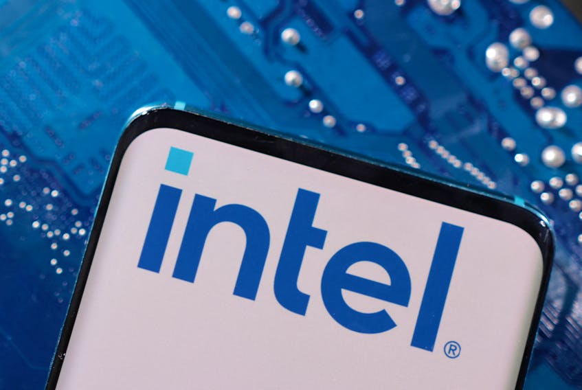 By Padraic Halpin and Max A. Cherney DUBLIN (Reuters) - Chipmaker Intel said on Friday it had begun high-volume production using extreme ultraviolet (EUV) lithography machines at its $18.5 billion