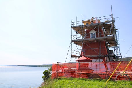 Century-old lighthouse to shine again as restoration underway at beacon in Port Royal, N.S.