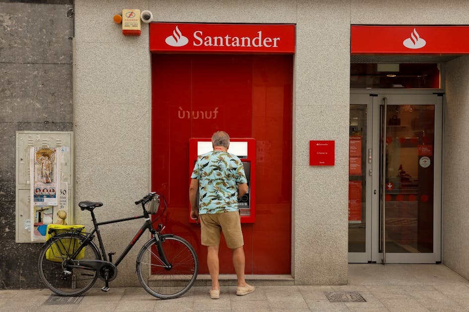 El Tribunal Supremo anula multas de 100 millones de dólares impuestas a cuatro grandes bancos españoles