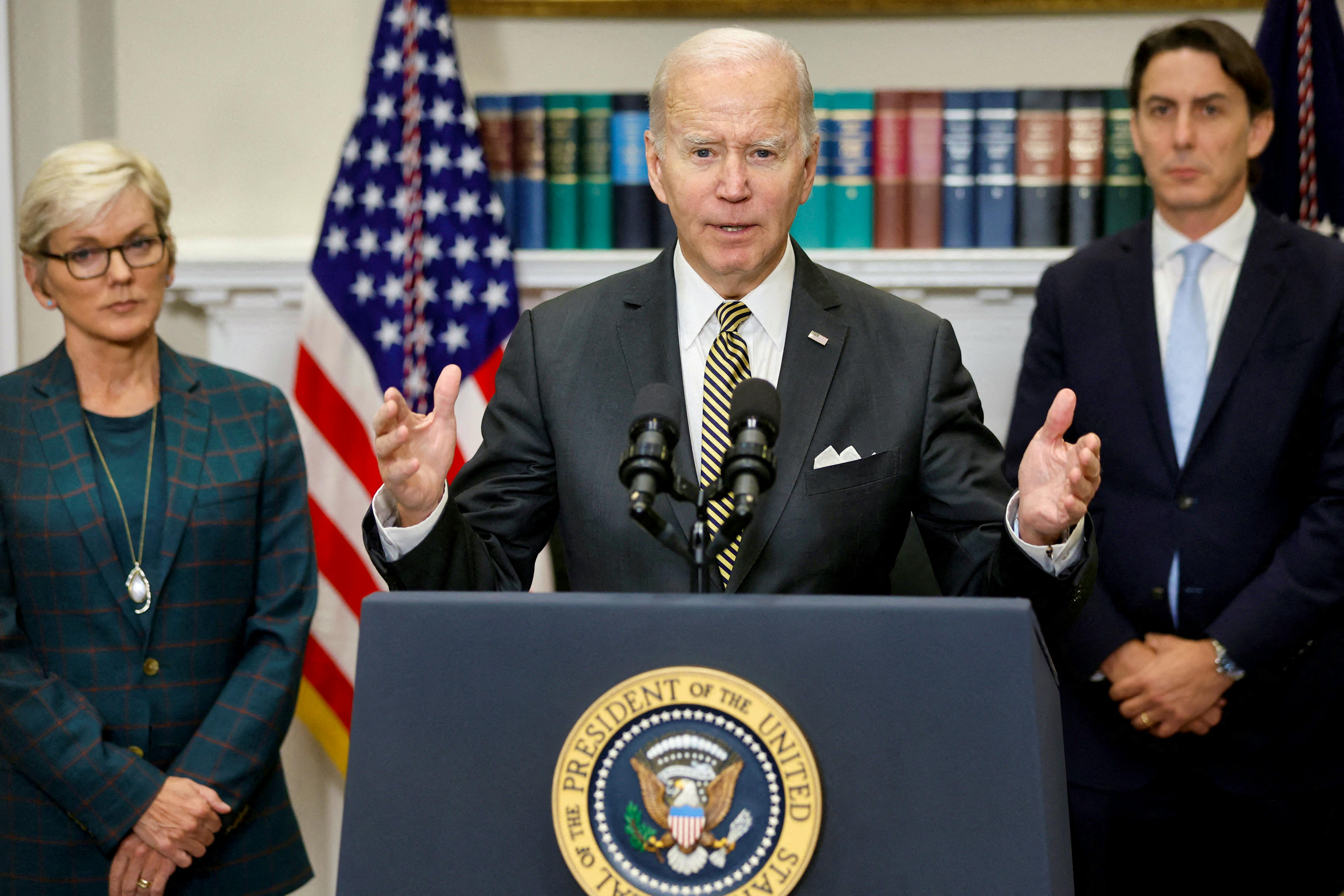 Biden clings to the possibility of a bipartisan infrastructure