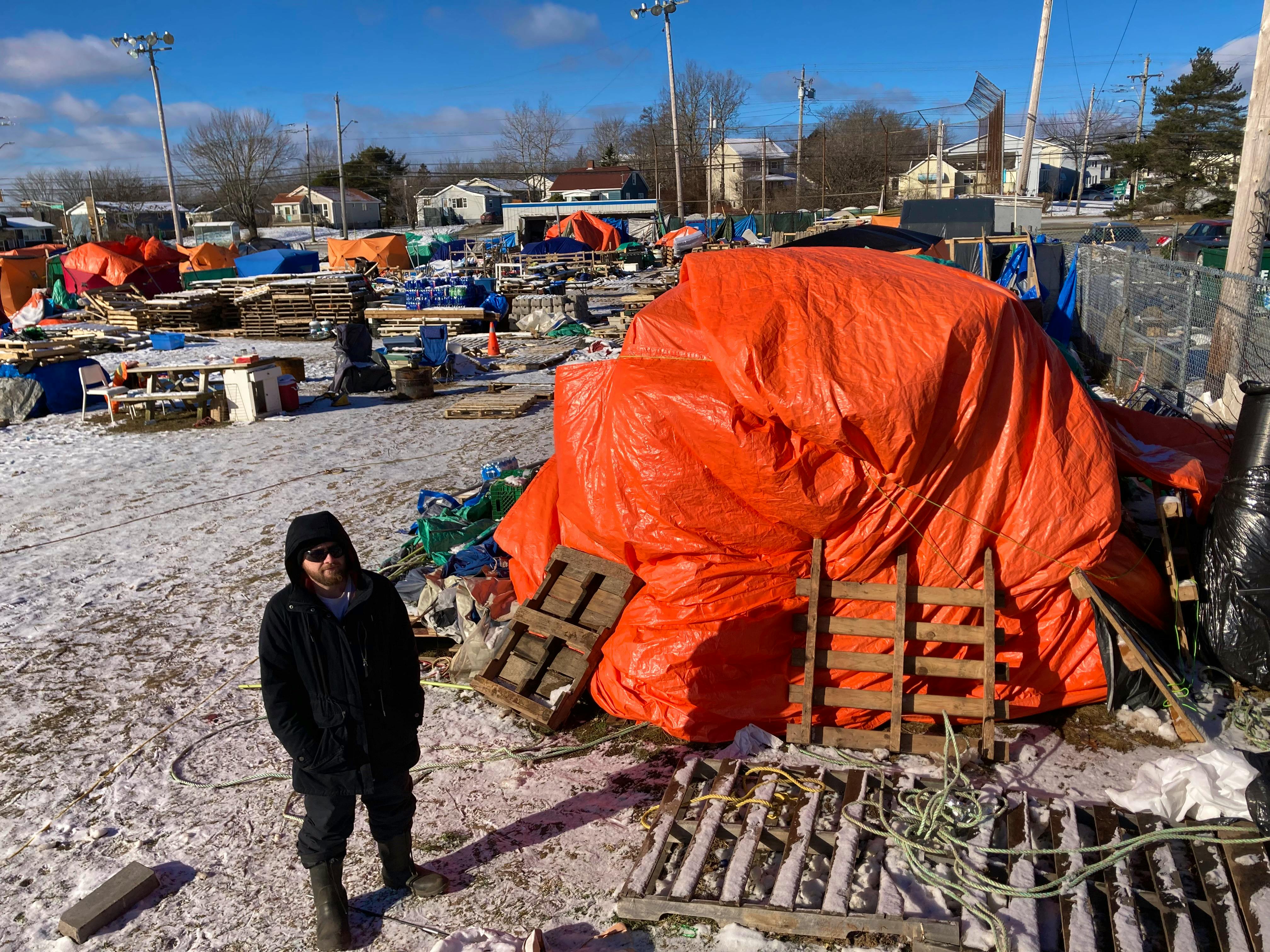 Volunteers buy ice-fishing shelters for homeless people in Halifax during  winter – Winnipeg Free Press