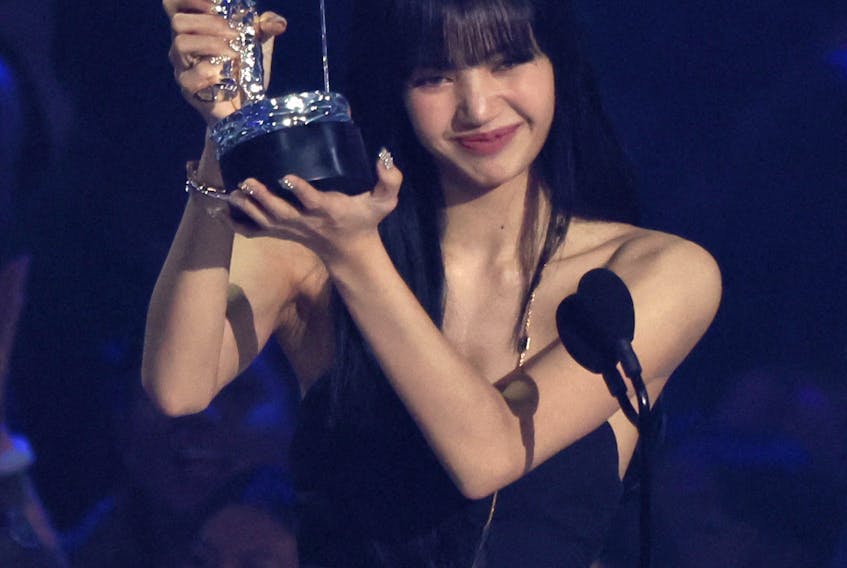 Lisa accepts the award for Best K-pop for "Lalisa," at the 2022 MTV Video Music Awards at the Prudential Center in Newark, New Jersey, U.S., August 28, 2022.