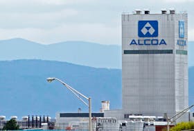 An Alcoa aluminum plant in Alcoa, Tennessee, U.S. is seen in this April 8, 2014 file photo