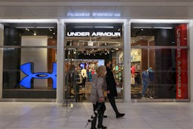 American Eagle Outfitters lifts revenue forecast on steady demand