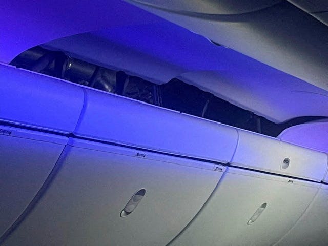 Boeing tells airlines to check 787 flight deck seat switches 