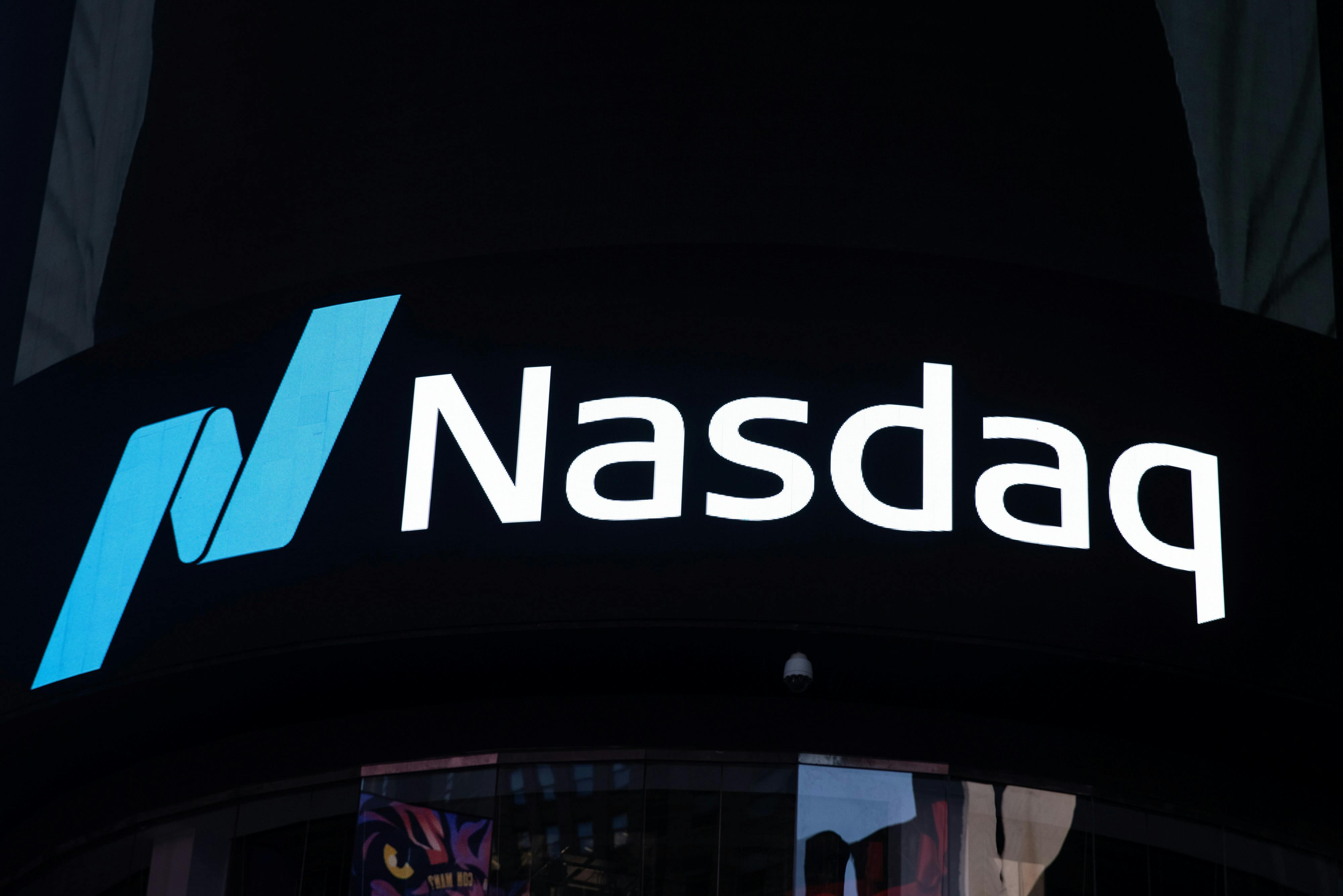 Warren Buffett's Berkshire Hathaway stock price is too high for Nasdaq to  handle - ABC News