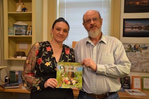 Children’s author Sherri Boudreau (S.L. Boudreau) and Carmen Legge of the History Channel’s hit show The Curse of Oak Island with a copy of Boudreau’s book The Oak Island Treasure Kids. It has reached No. 2 on Amazon’s list of best-selling children’s books about discovery and exploration. KIRK STARRATT