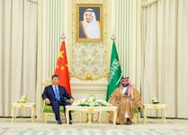 Saudi Crown Prince Mohammed Bin Salman meets with Chinese President Xi Jinping in Riyadh, Saudi Arabia December 8, 2022. Bandar Algaloud/Courtesy of Saudi Royal Court/Handout via